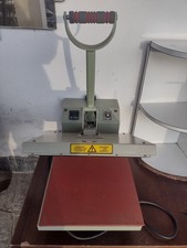 Pressa a caldo per tessuti